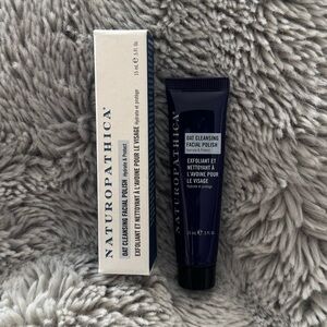 Naturopathica - Oat Cleansing Facial Polish